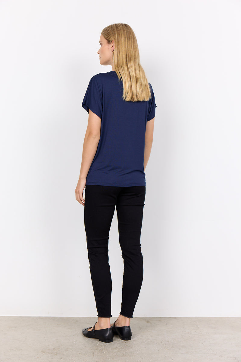 29028-AW24-A Blue Iris SC-Marcia 32 T Shirt Soya Concept