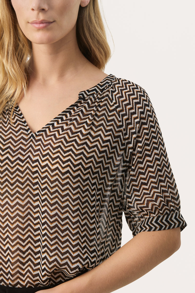30307904-A Small Black Zig Zag Part Two Popsy Top