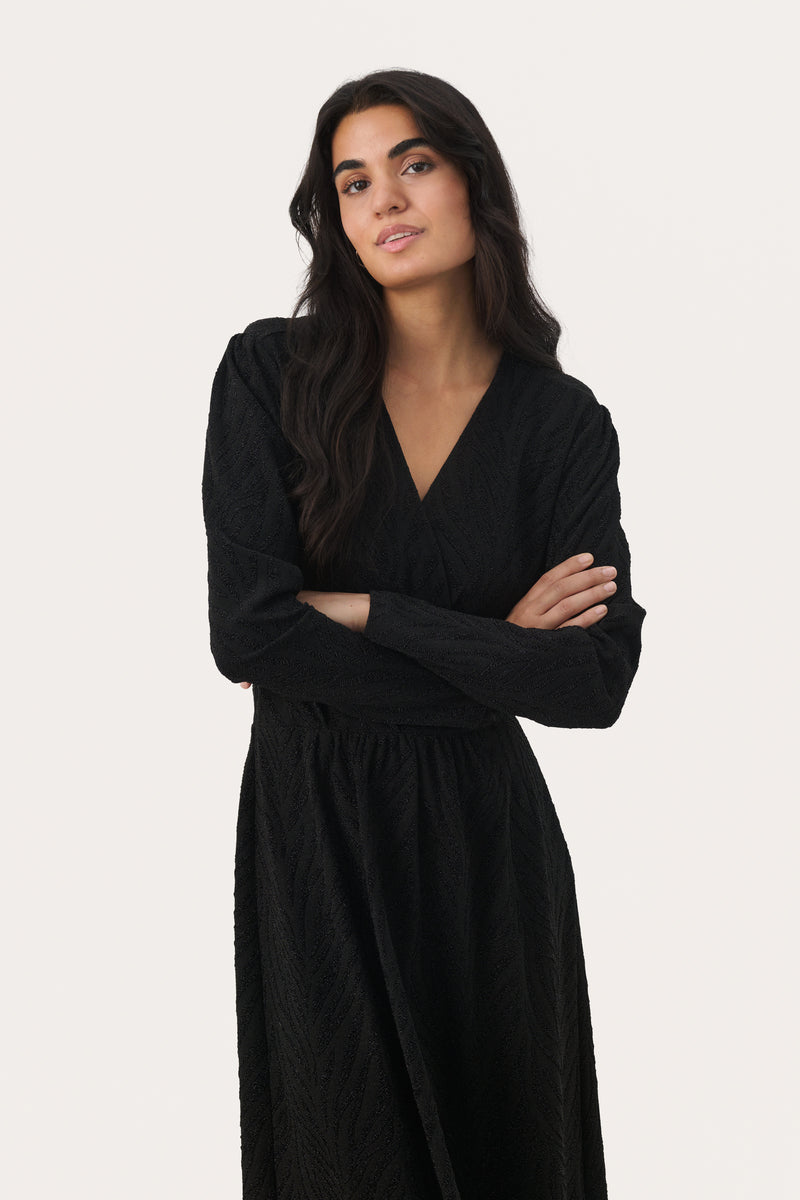 30309088 Black Melua Dress Part Two