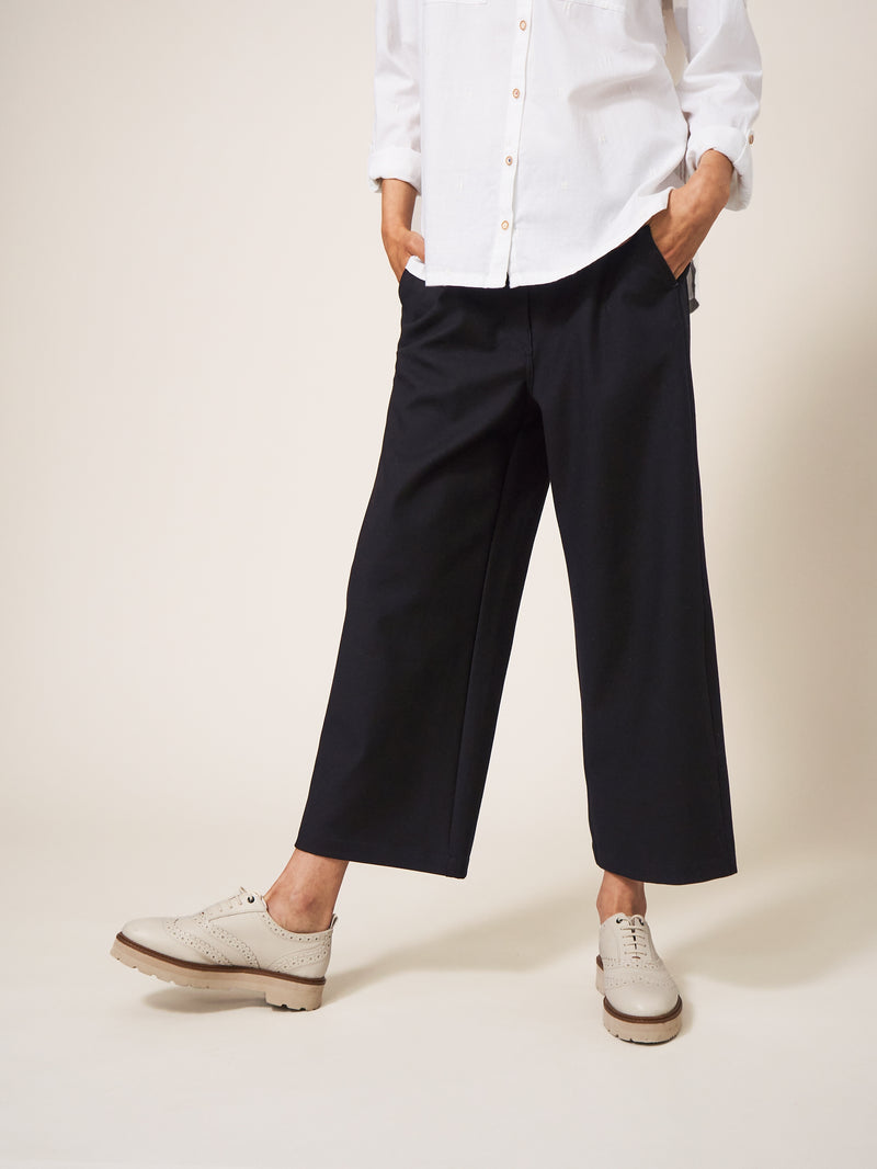 439483 PURE BLACK Belle Wide Leg Cropped Trouser White Stuff