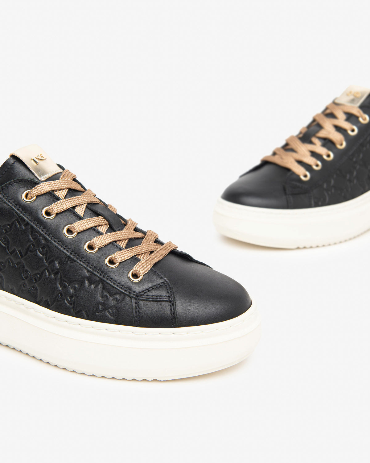 NeroGiardini Black Embossed Trainers I11590D