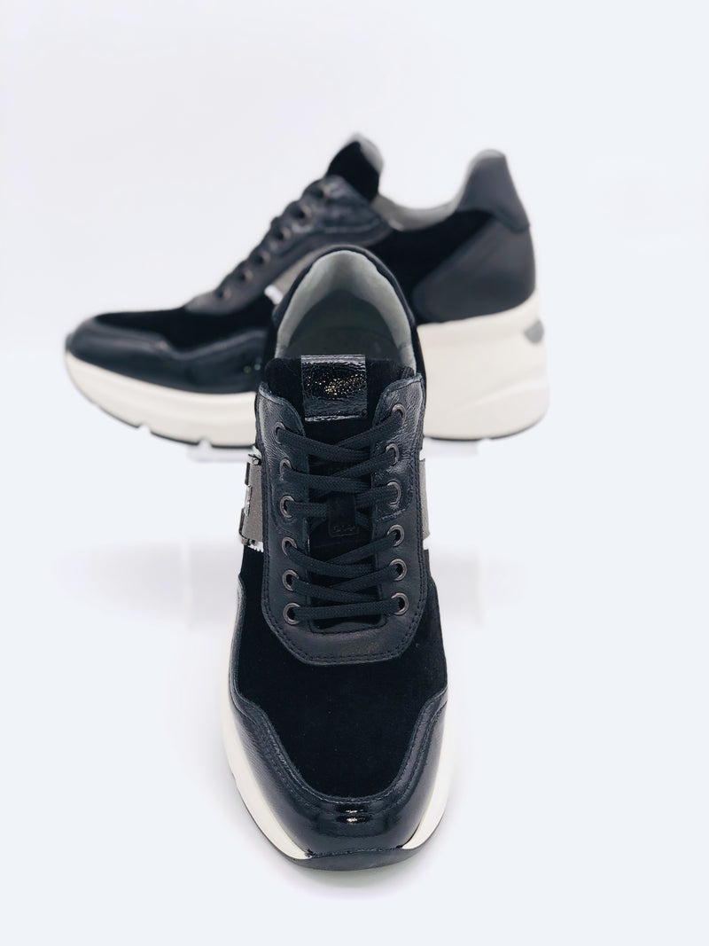 NeroGiardini Black Wedge Trainer I11493D