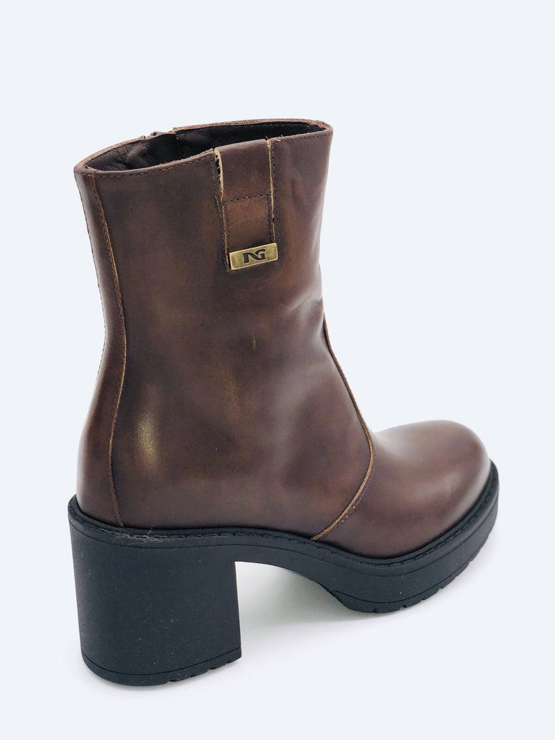 NeroGiardini Brown Chunky Heel Boot I11993D