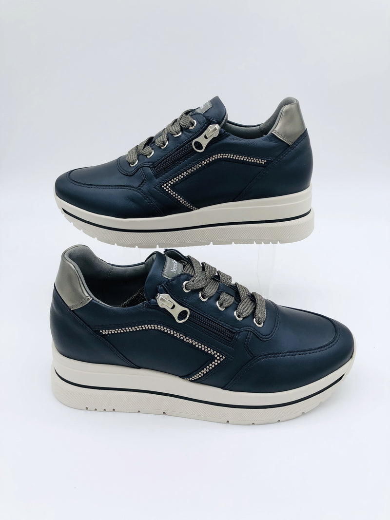 NeroGiardini Dark Navy Trainers I11556D