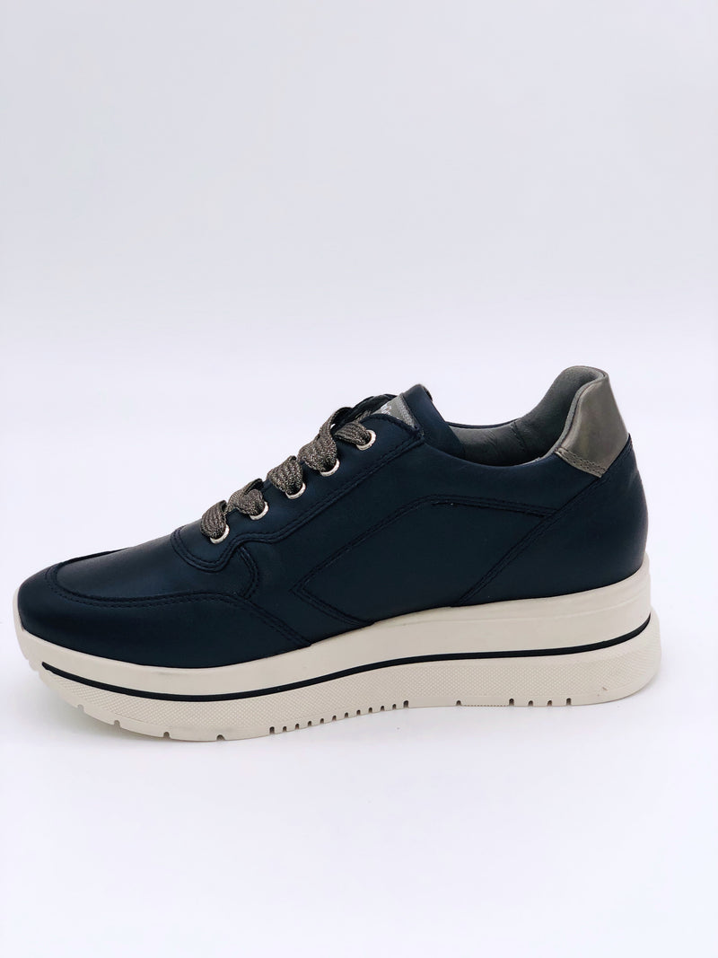 NeroGiardini Dark Navy Trainers I11556D