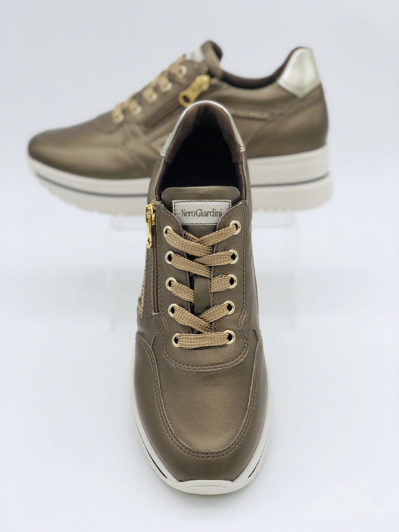 NeroGiardini Brown Trainers I11556D