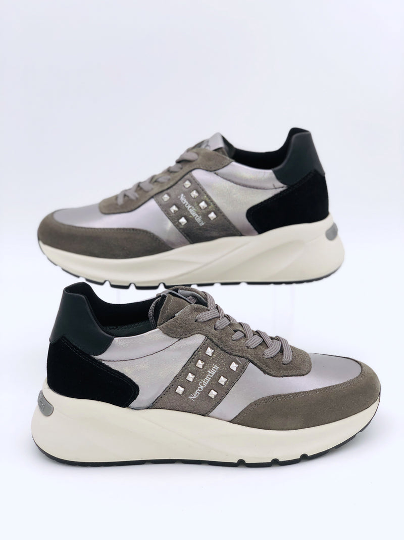 NeroGiardini Cement Silver Trainers I11521D