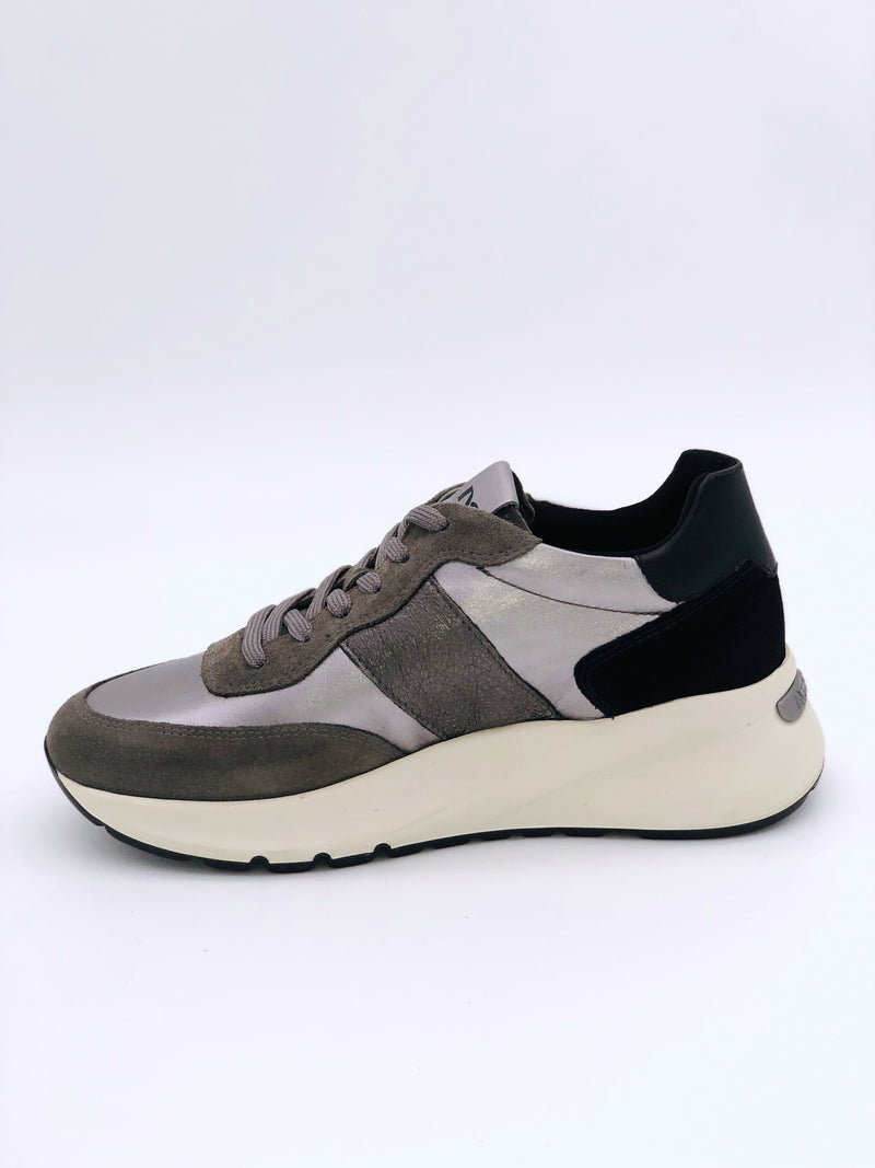 NeroGiardini Cement Silver Trainers I11521D