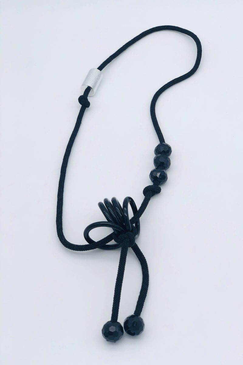 ORA Black Necklace With Twirl & Toggle ORW24187