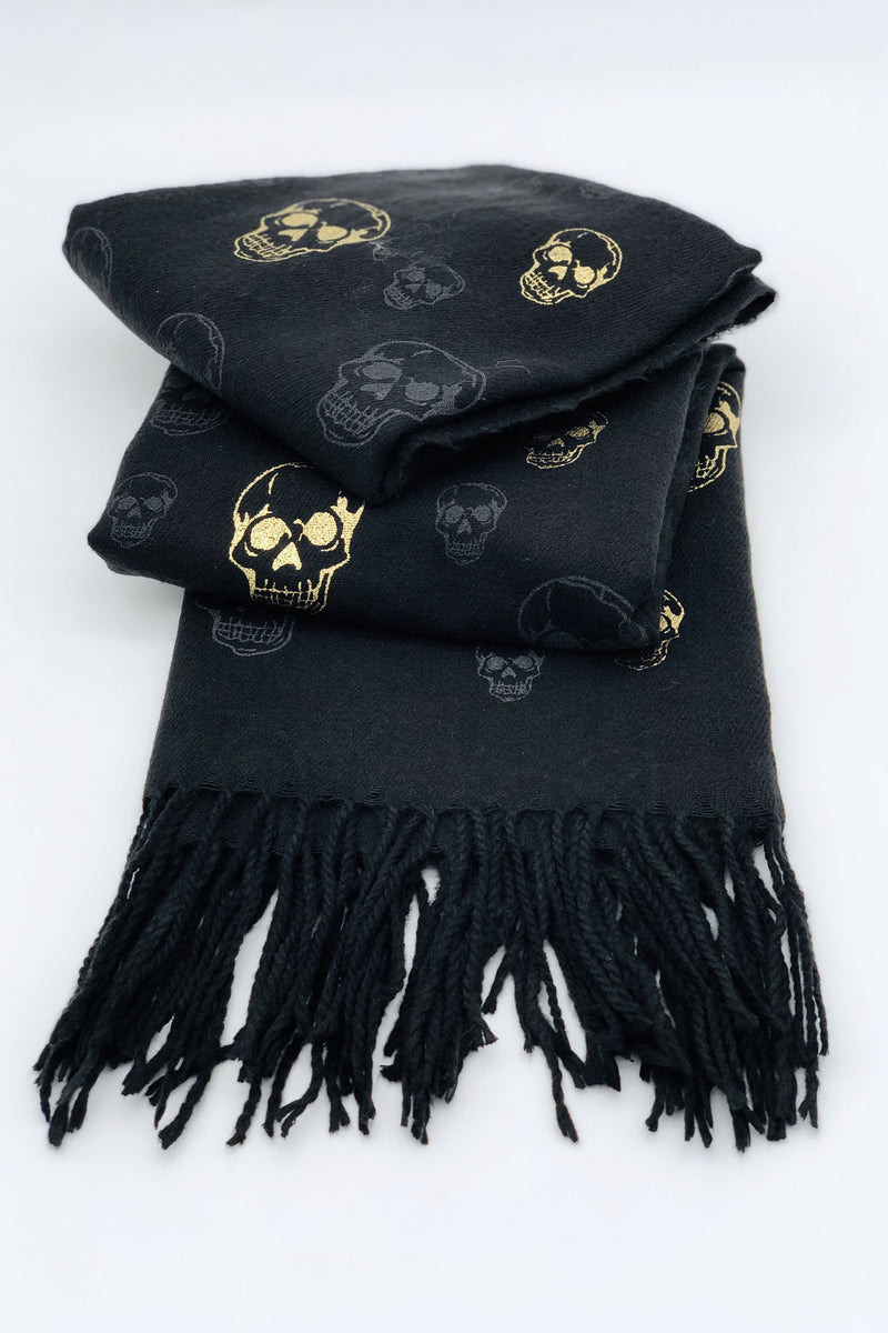 GS24-101 Black Pom Pom Hat & Skull Scarf BEST OF IRISH