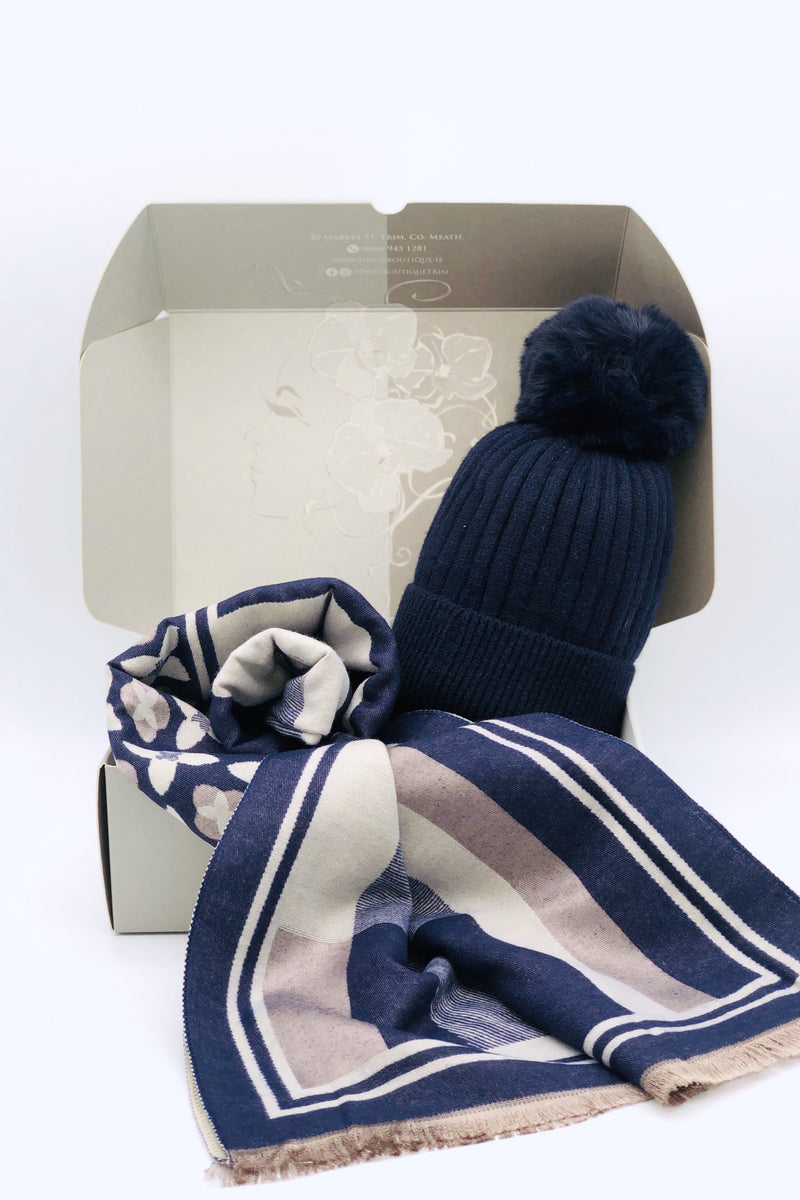 GS24-112 NAVY Pom Pom Hat & Pashmina Gift Set BEST OF IRISH