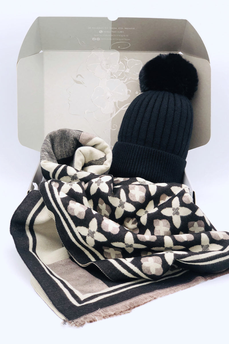 GS24-113 Black Pom Pom Hat & Pashmina Gift Set BEST OF IRISH