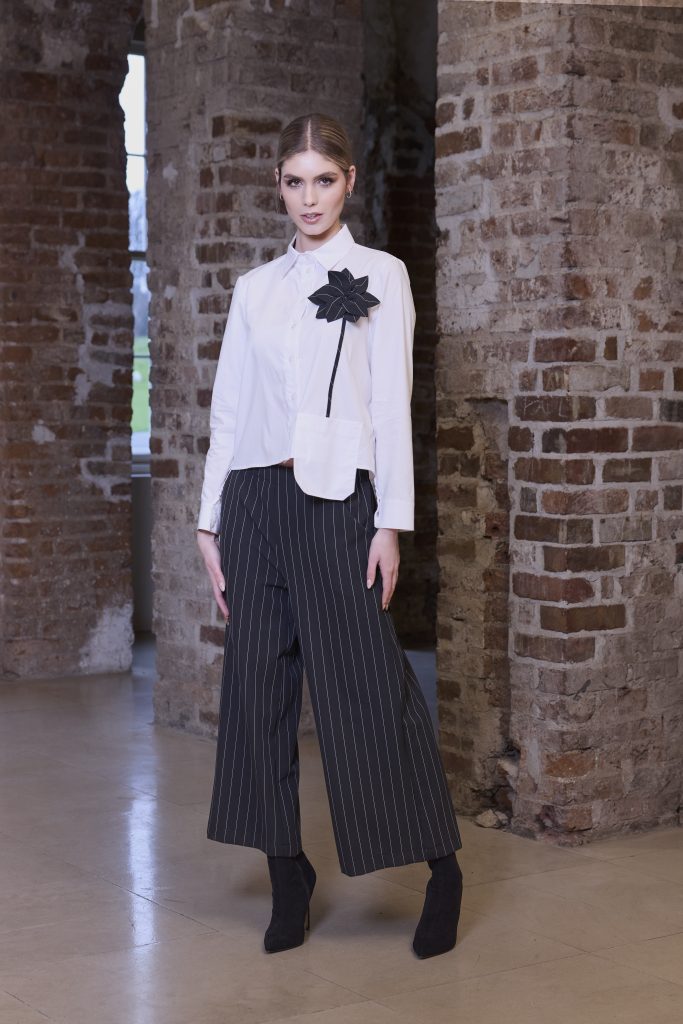 KATE COOPER Black & White Wide Leg Pinstripe Trouser With Pockets KCW24137